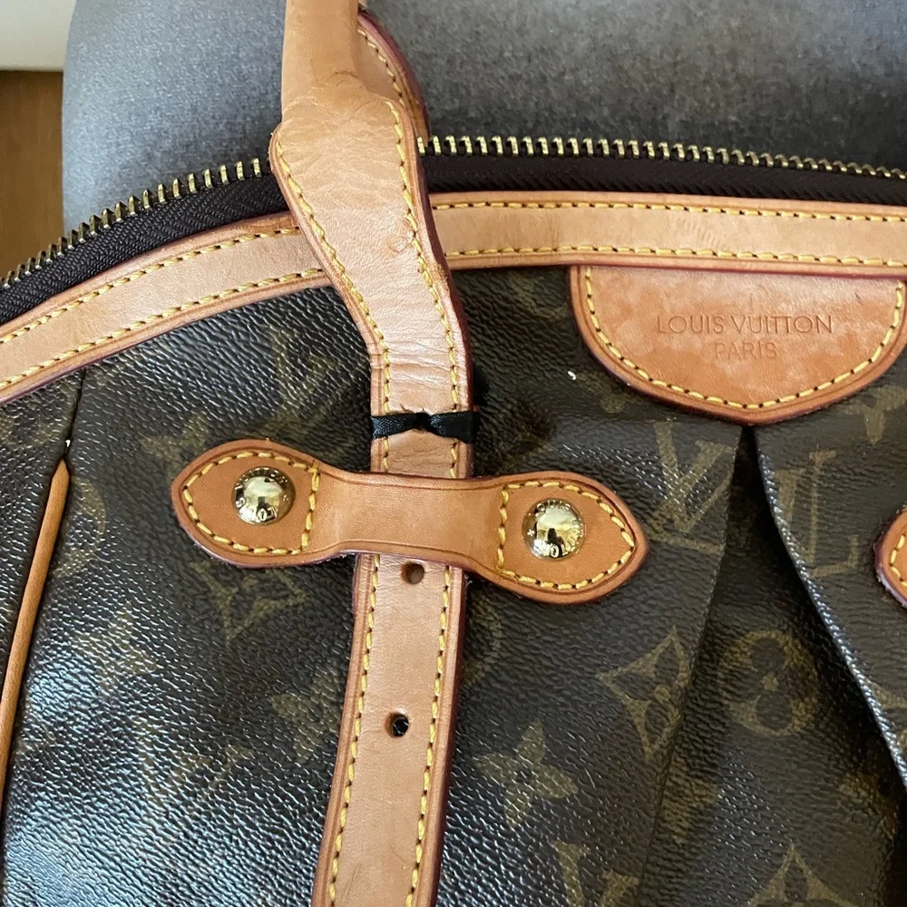 Elegant Tan Leather LV Bag - Picture 6 of 8